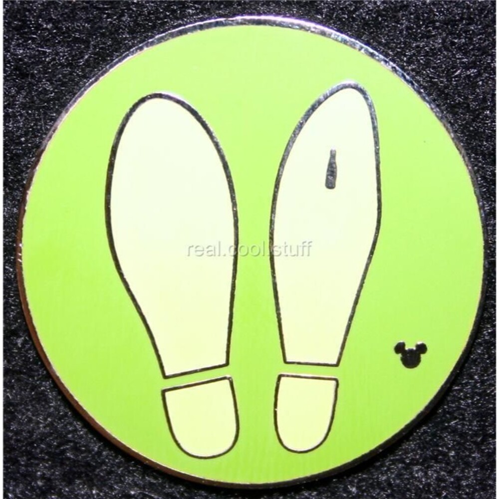 WDW-Cast Lanyard Hidden Mickey 2007 Series-Goofy's Feet